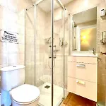 La Buganvilla - Heating - Large Private Garden - Free Parking - Fast Wifi *