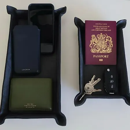 La Buganvilla - Heating - Large Private Garden - Free Parking - Fast Wifi