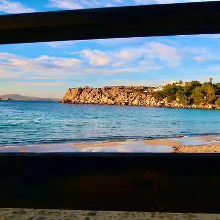 Szálloda La Buganvilla - Heating - Large Private Garden - Free Parking - Fast Wifi