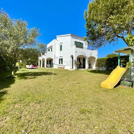 ホテル La Buganvilla - Heating - Large Private Garden - Free Parking - Fast Wifi