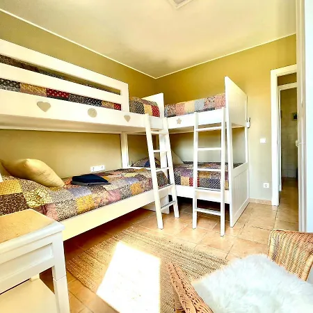 La Buganvilla - Heating - Large Private Garden - Free Parking - Fast Wifi * 蓬塔格罗萨