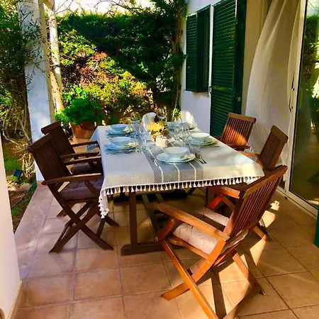 Ξενοδοχείο La Buganvilla - Heating - Large Private Garden - Free Parking - Fast Wifi